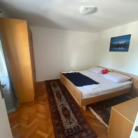 Apartman Rino Apartment